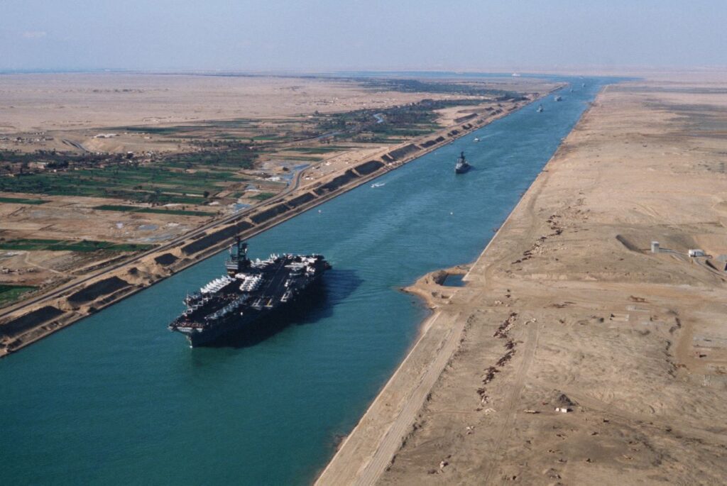 Egypt's Suez Canal Zone Attracts New Garment Factory with $40 Million Investment